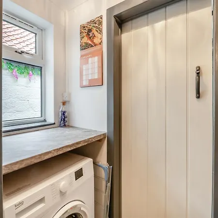 The Tipsy Bee At 143 *