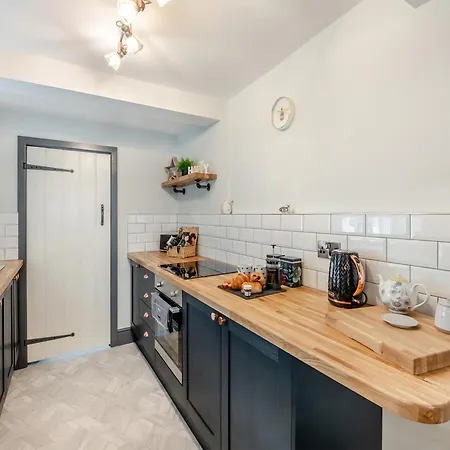 Semesterbostad The Tipsy Bee At 143