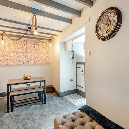 Semesterbostad The Tipsy Bee At 143 *