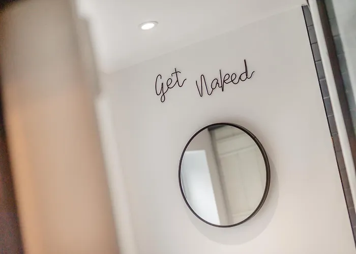 بيت للعطل The Tipsy Bee At 143