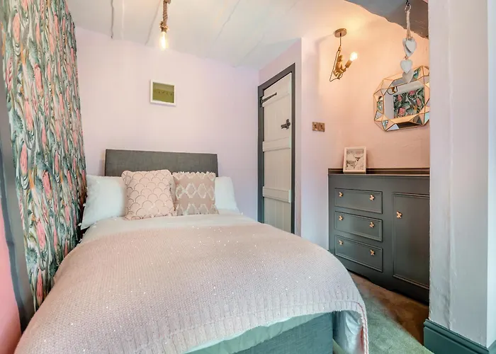 بيت للعطل The Tipsy Bee At 143