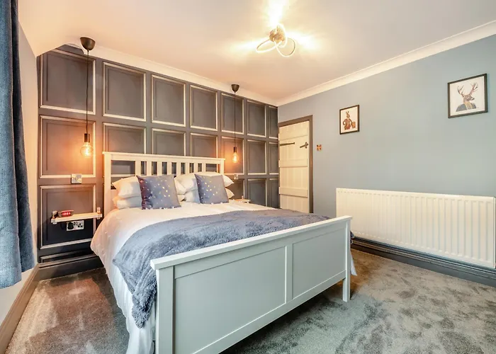 The Tipsy Bee At 143 *