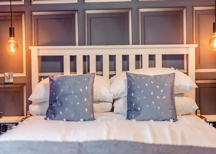 The Tipsy Bee At 143 بيت للعطل *