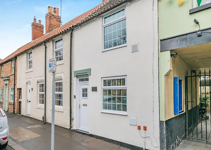 The Tipsy Bee At 143